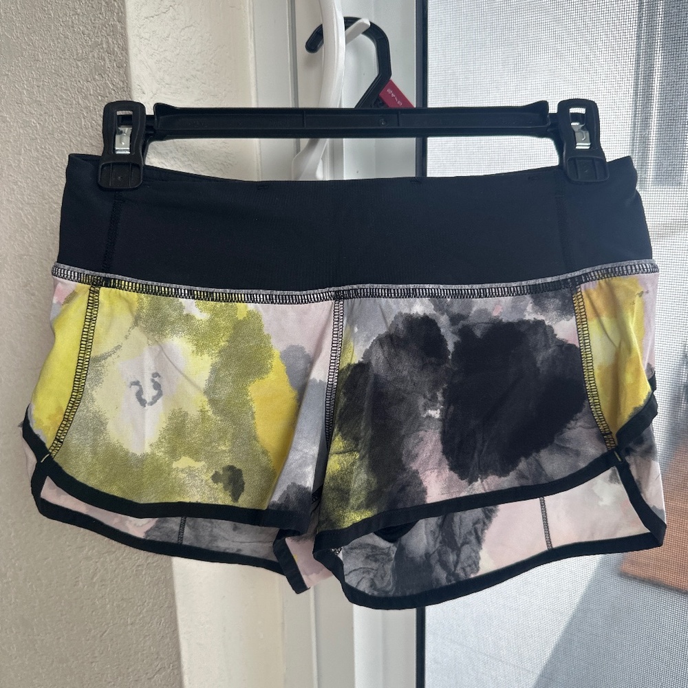 Lululemon Run Speed Shorts Size 2